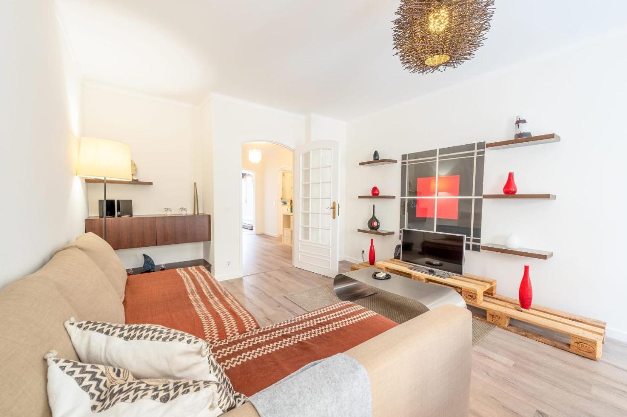 Guestready - Minimalist Downtown Apt With Terrace Appartement Carcavelos  Buitenkant foto